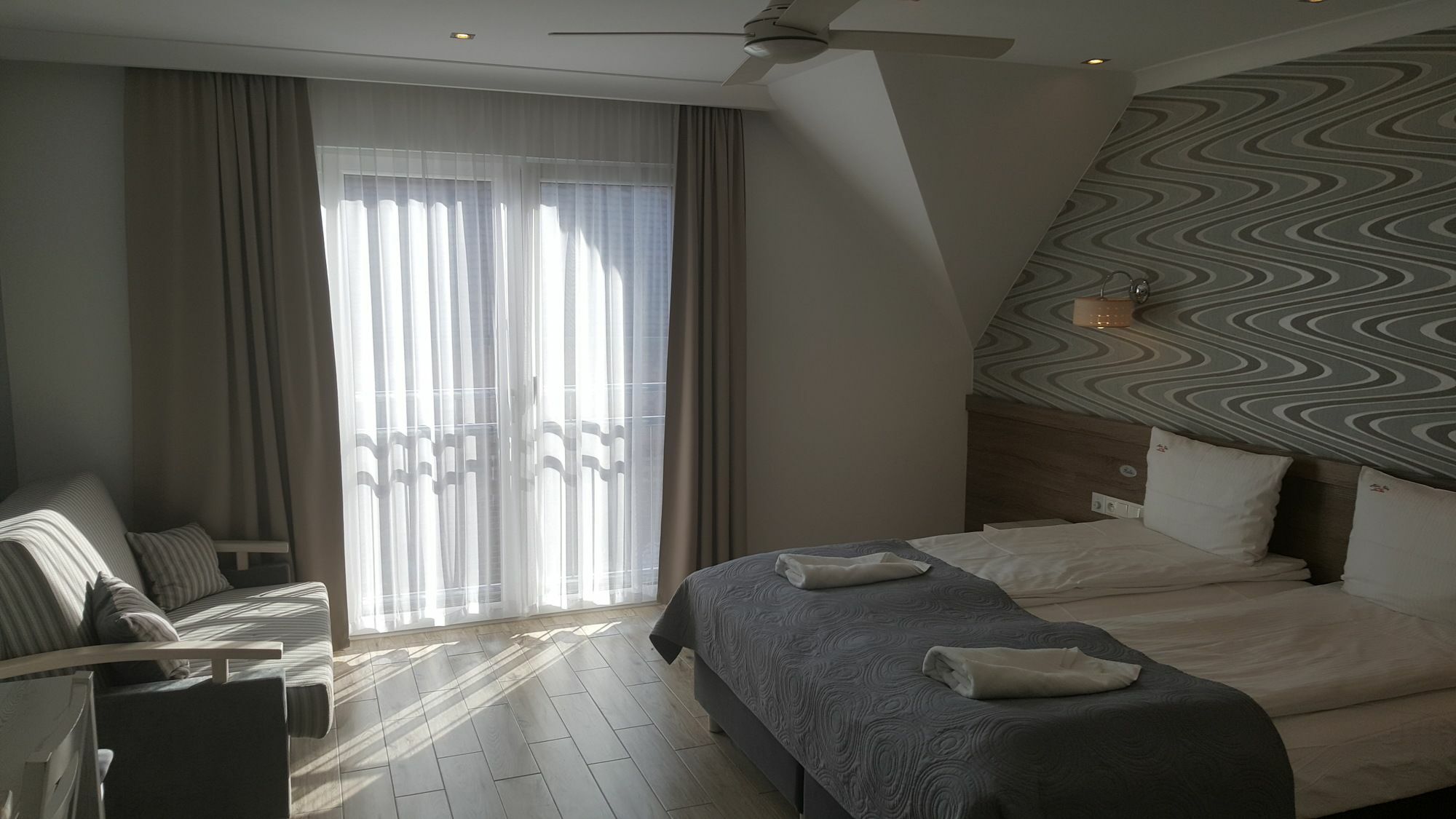 Helios Bed & Breakfast Ustka Ngoại thất bức ảnh